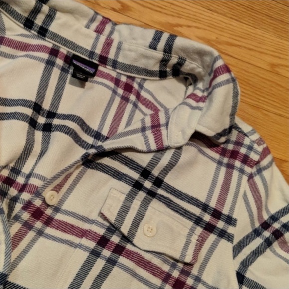 Patagonia Fjord Flannel - Picture 3 of 4